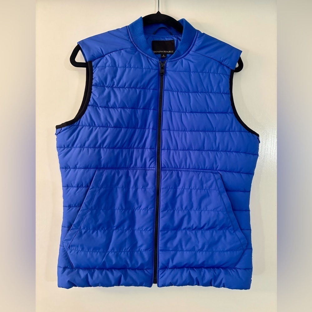 Banana Republic Lightweight Puffer Vest in Volt Blue Men’s Size Small